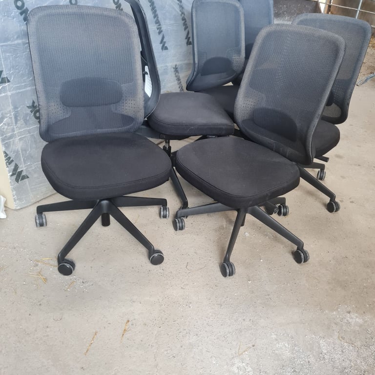 Black orangebox office task chairs 