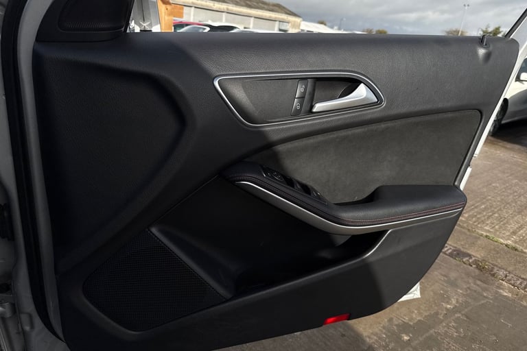 2016 Mercedes-Benz A-Class A180 AMG Line 5dr Auto HATCHBACK PETROL Automatic