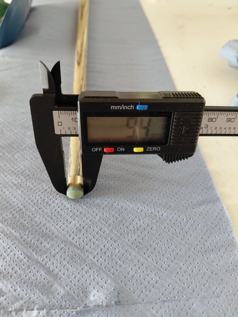 3/4 life snooker cue 