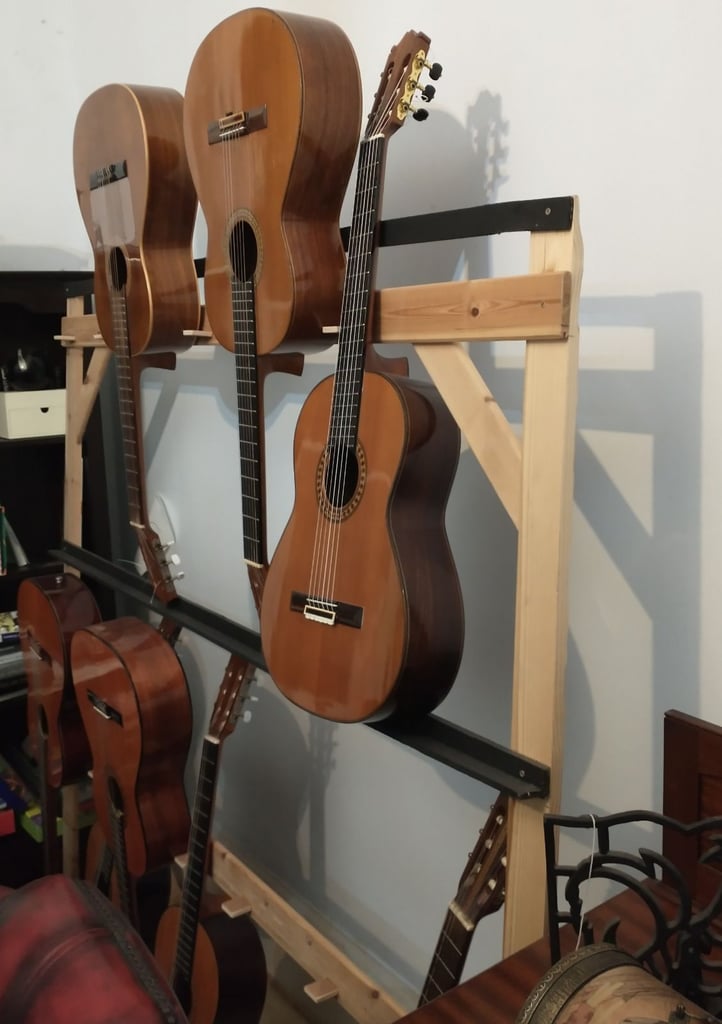 Classical guitar for sale