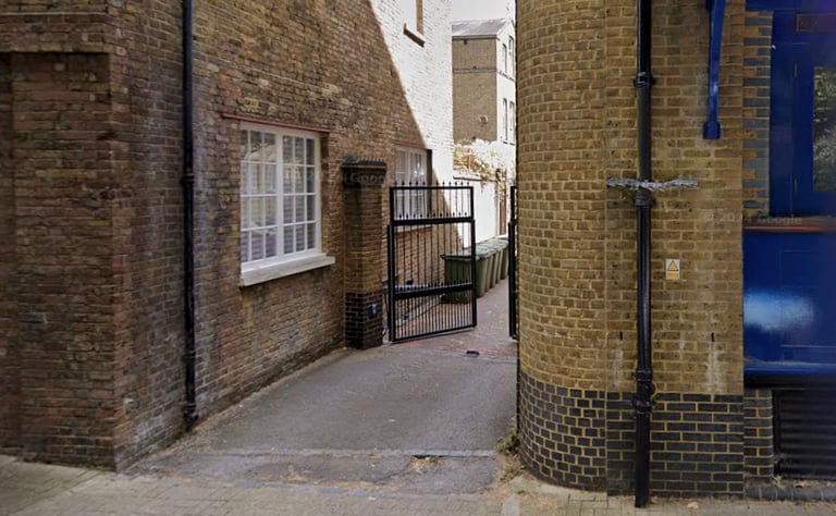 Secure Private Underground Car Park in Wapping, 24/7 Access| Tower Hamlets | Tower Hill | E1 | E1W