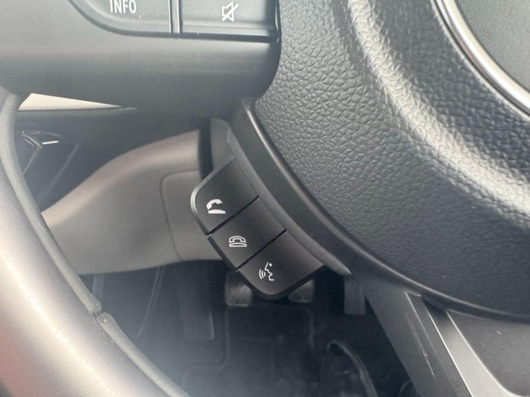  Suzuki Swift 1.2 MHEV Motion Hatchback 5dr Petrol Hybrid Manual Euro 6 (s/s) (82 ps) Petrol/Elec...