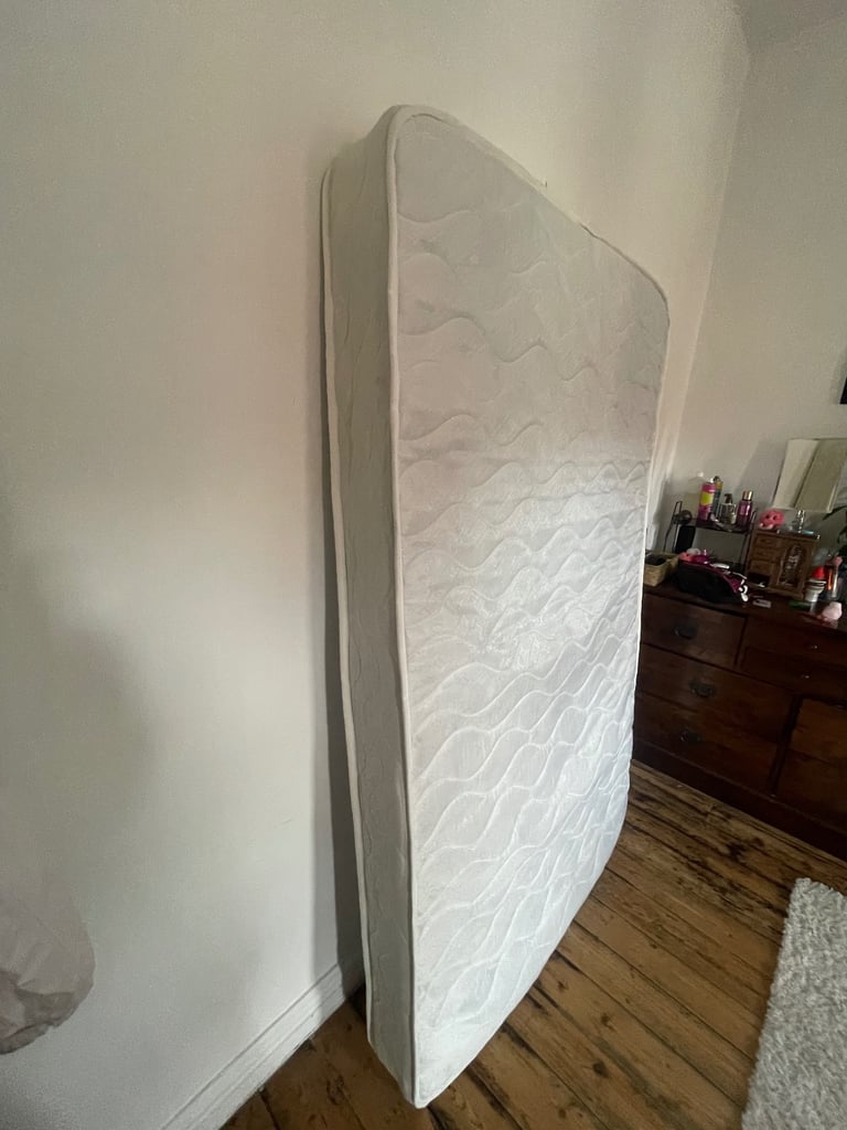 Mattress small double NEW