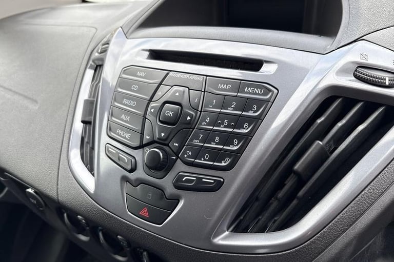 2018 Ford Transit Custom 2.0 TDCi 130ps Low Roof Limited Van PANEL VAN DIESEL Manual