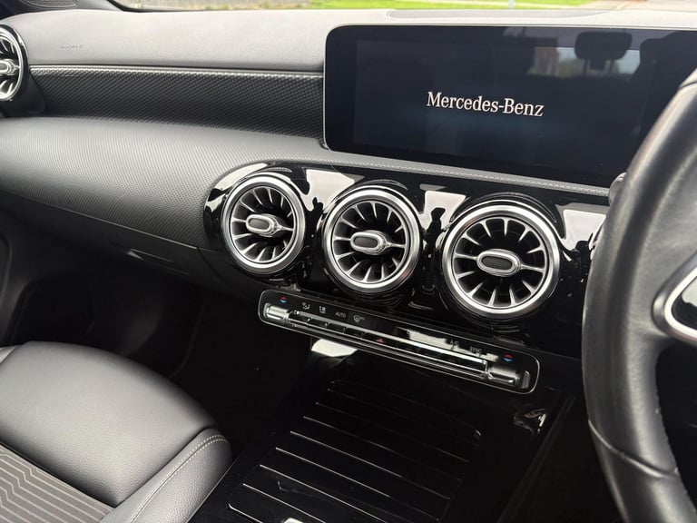 2020 Mercedes-Benz A-Class 2.0 A200d Sport (Premium Plus) Hatchback 5dr Diesel 8G-DCT Euro 6 (s/s...