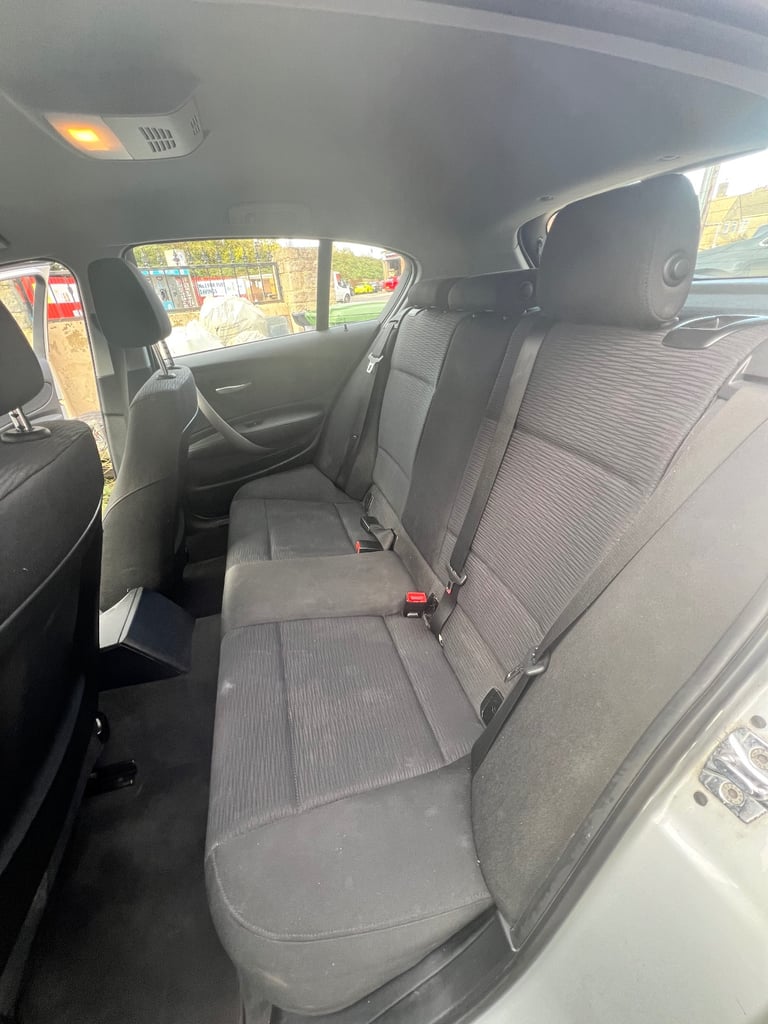 BMW, 1 SERIES, Hatchback, 2007, Manual, 1599 (cc), 5 doors
