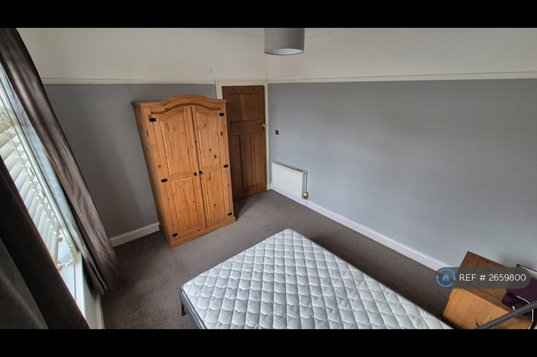 2 bedroom flat in Stevenson Grove, Edinburgh, EH11 (2 bed) (#2659800)