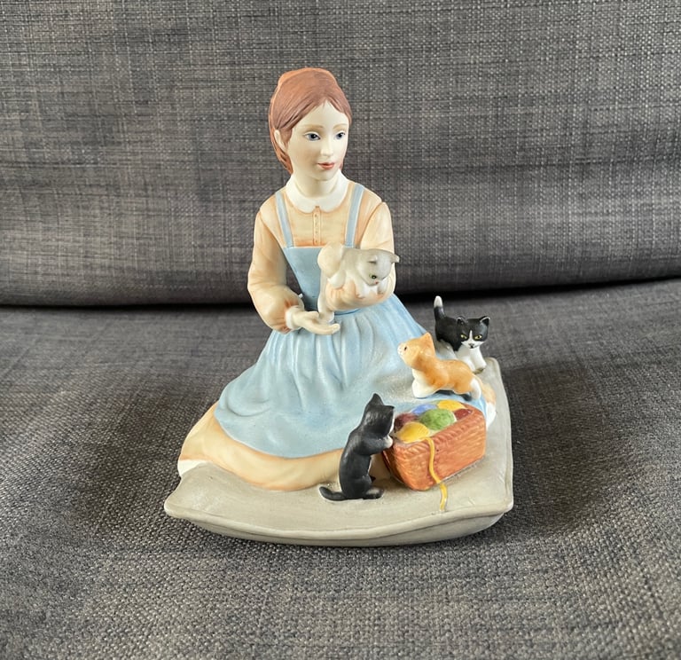 image for Figure porcelain 