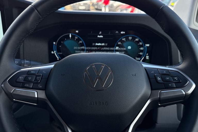 2025 Volkswagen Transporter 160kW 65kWh Commerce Pro Van Auto Van Automatic