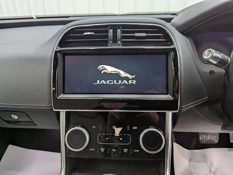 2020 Jaguar XE 2.0d R-Dynamic S 4dr Auto SALOON DIESEL Automatic
