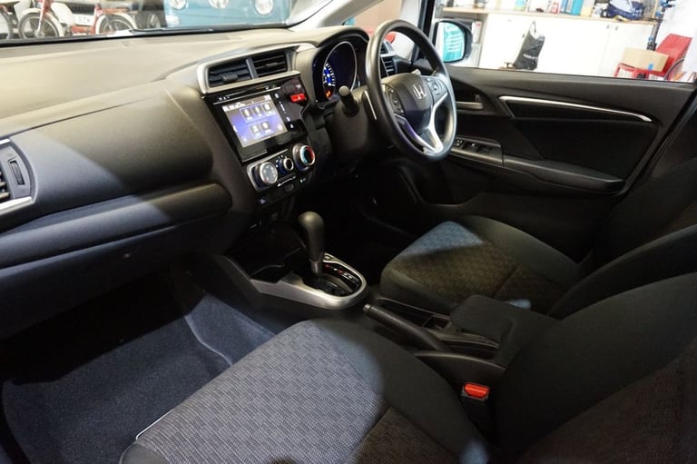 2017 Honda Jazz 1.3 i-VTEC SE Hatchback 5dr Petrol CVT Euro 6 (s/s) (102 ps) Hatchback Petrol Aut...