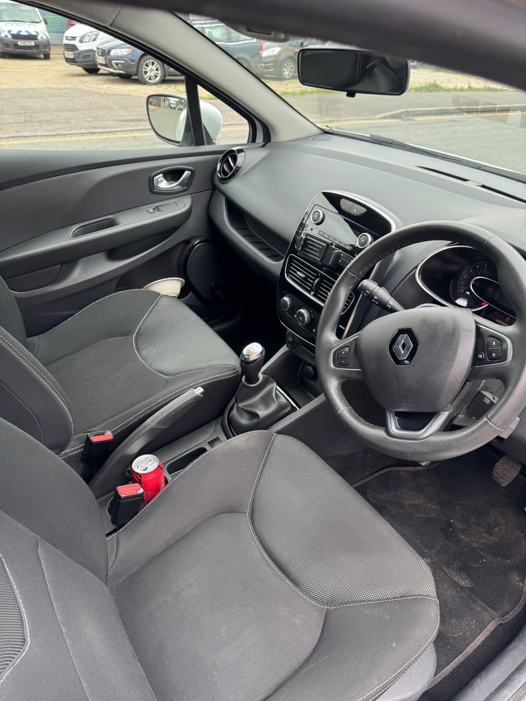 Renault, CLIO, Hatchback, 2019, Manual, 898 (cc), 5 doors