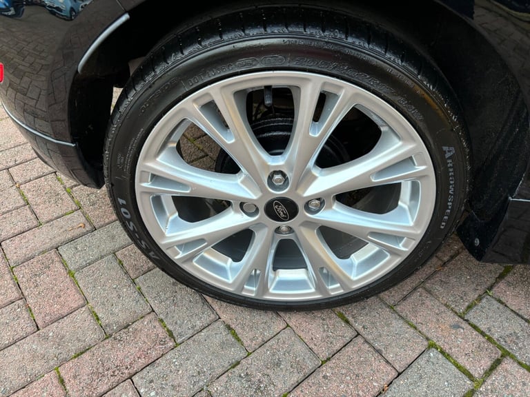 2017 Ford Fiesta 1.0T EcoBoost ST-Line Euro 6 (s/s) 5dr HATCHBACK Petrol Manual