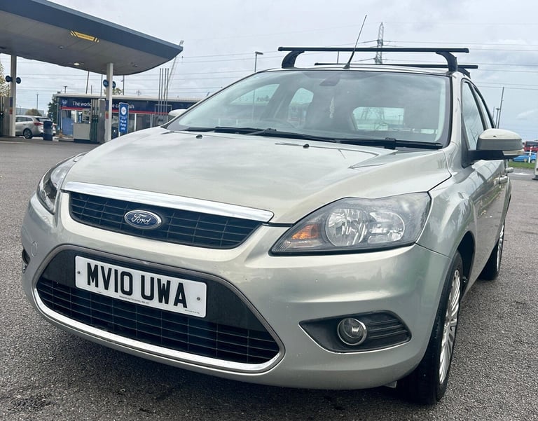2010 Ford Focus 1.6 Titanium 5dr HATCHBACK Petrol Automatic