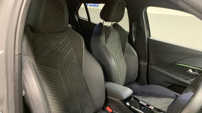 2024 Peugeot 2008 1.2 PureTech 130 GT 5dr EAT8 HATCHBACK PETROL Automatic