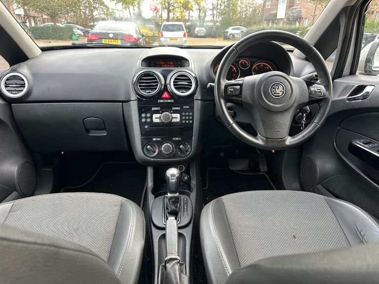 2010 Vauxhall Corsa Design Automatic 1.4L Petrol 67K Miles Full Service History 1YR NEW MOT  1 OWNER