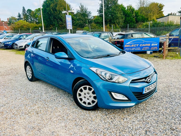 image for 2013 Hyundai i30 1.4 Classic Hatchback 5dr Petrol Manual Euro 5 (100 ps)