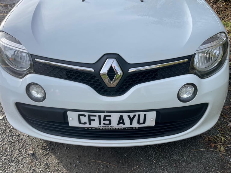RENAULT TWINGO 1.0 SCE 15 REG 5 DOOR 12 MONTHS MOT ROAD TAX £20 LOW INSURANCE 50+MPG