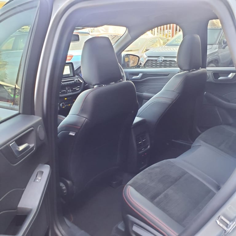 2024 73 FORD KUGA 2.5H DURATEC ST-LINE X EDITION SUV 5DR PETROL HYBRID CVT EURO