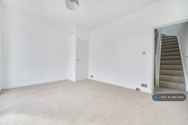 4 bedroom house in Ridley Road, Bromley, BR2 (4 bed) (#2667444)