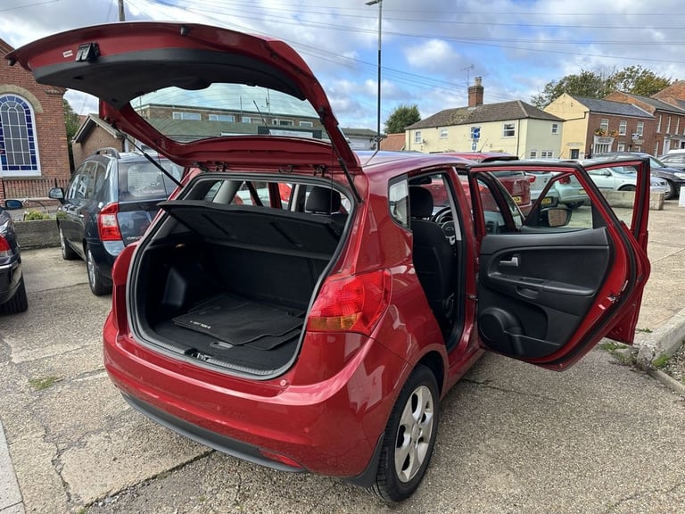 2014 Kia Venga 1.4 EcoDynamics 2 5dr HATCHBACK PETROL Manual