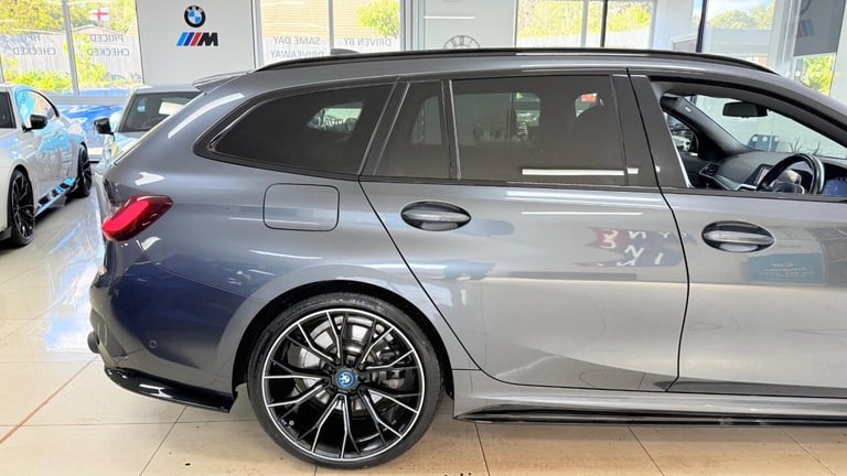 2022 BMW 3 Series 2.0 330e 12kWh M Sport Touring Auto Euro 6 (s/s) 5dr Estate PETROL/ELECTRIC Aut...