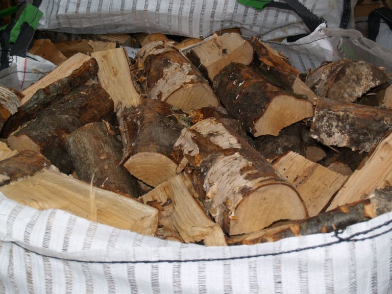 Firewood logs Softwood Hardwood for Aberdeenshire / Moray