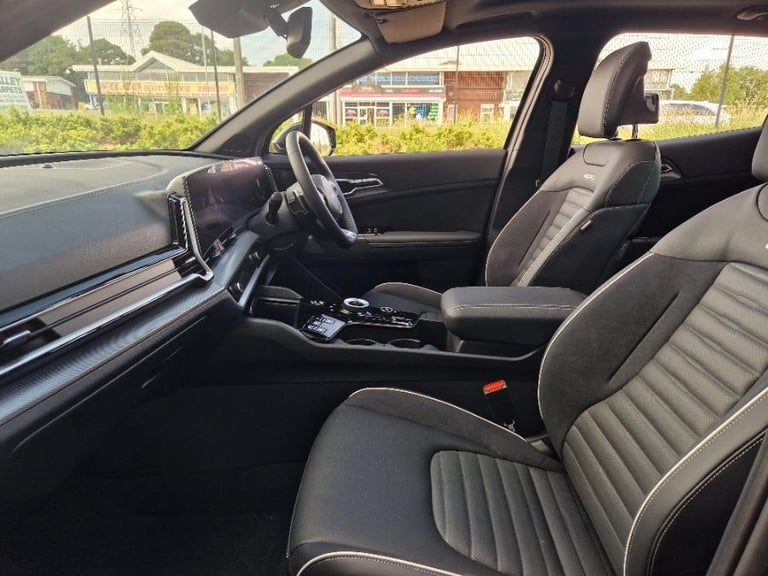 2025 Kia Sportage 1.6 T Gdi Mhev Gt Line S Suv 5dr Petrol Hybrid Dct Euro 6 (s/s) (157 Bhp) ESTAT...