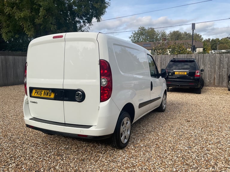 2016 Vauxhall Combo 2000 1.3 CDTI 16V H1 Sportive Van PANEL VAN Diesel Manual