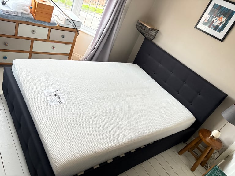 image for Double bed - mattress and frame 