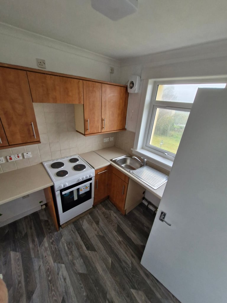 2 X 1 Bed ground flats available for rent!