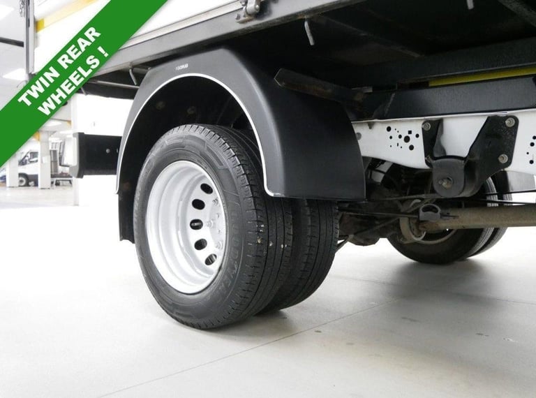 72 FORD TRANSIT 350 RWD 2.0 EBL 130 BHP L2 MEDIUM TIPPER ( TWIN REAR WHEELS )