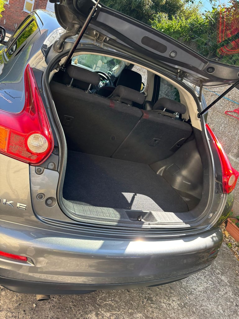 Nissan, JUKE, Hatchback, 2010, Manual, 1598 (cc), 5 doors