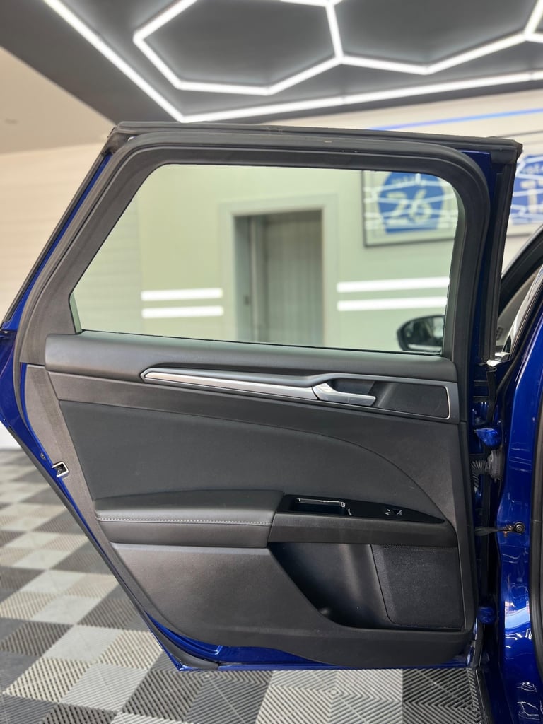 2015 Ford Mondeo 2.0 TDCi Titanium Euro 6 (s/s) 5dr ESTATE Diesel Manual