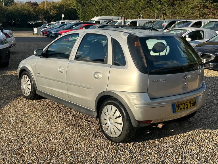 2005 Vauxhall Corsa 1.4i 16v Design 5dr (a/c) HATCHBACK Petrol Automatic