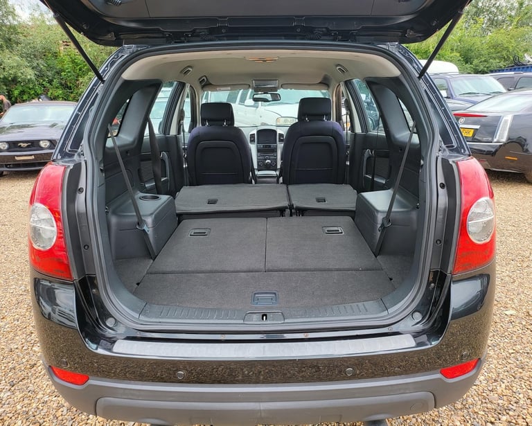 2010 CHEVROLET CAPTIVA 2.0 VCDi LT 5 DOOR 7 SEATER AUTOMATIC BLACK