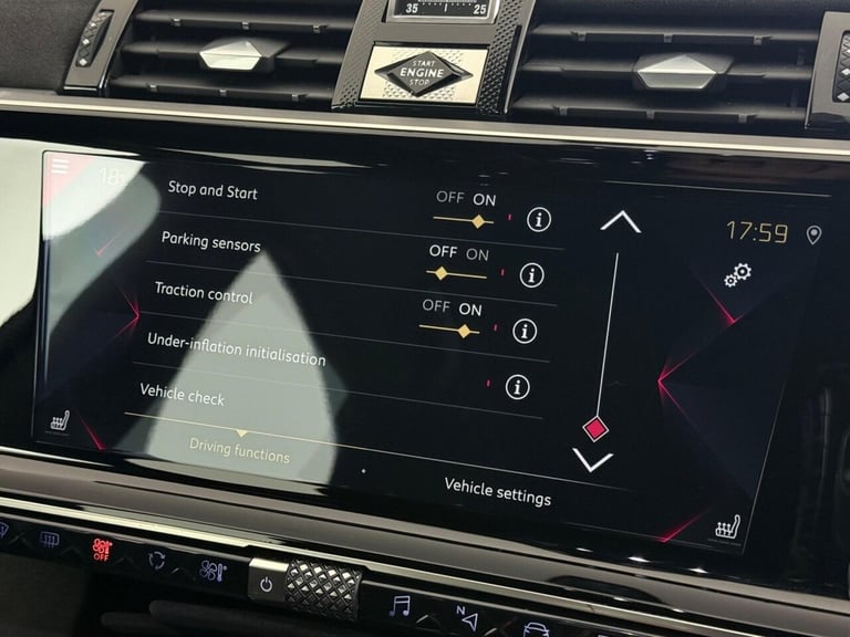 2021 DS Automobiles DS 7 Crossback 1.5 BlueHDi Performance Line + Crossback EAT8 Euro 6 (s/s) 5dr...
