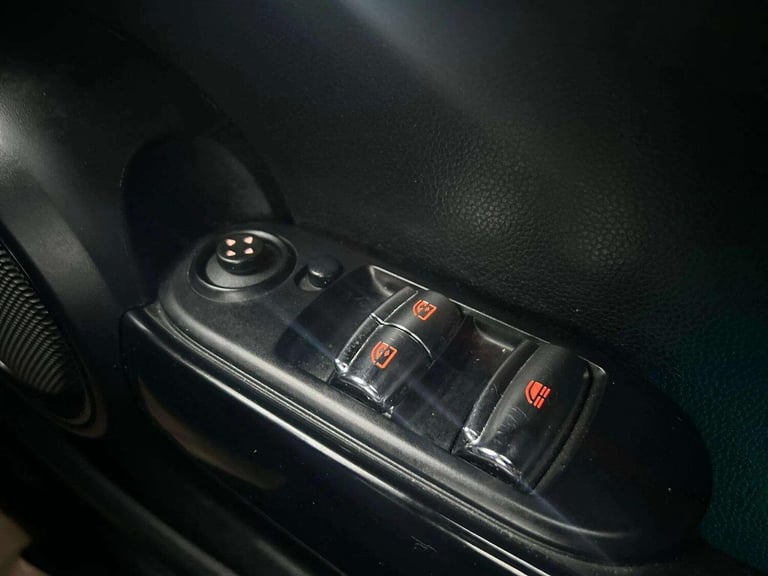 2016 MINI Convertible 1.5 Cooper D Euro 6 (s/s) 2dr CONVERTIBLE Diesel Manual