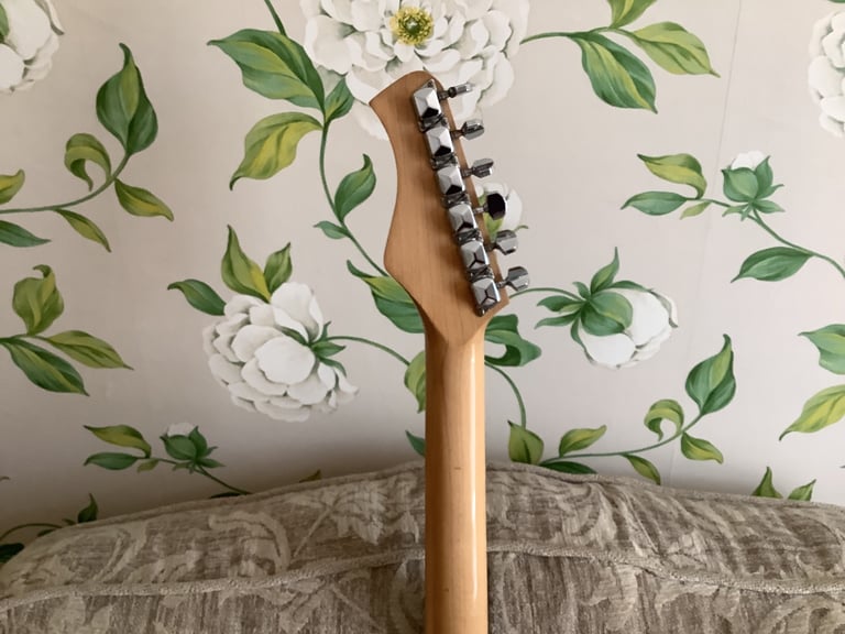 Hondo Stratocaster 1980s Korea # youtube video#