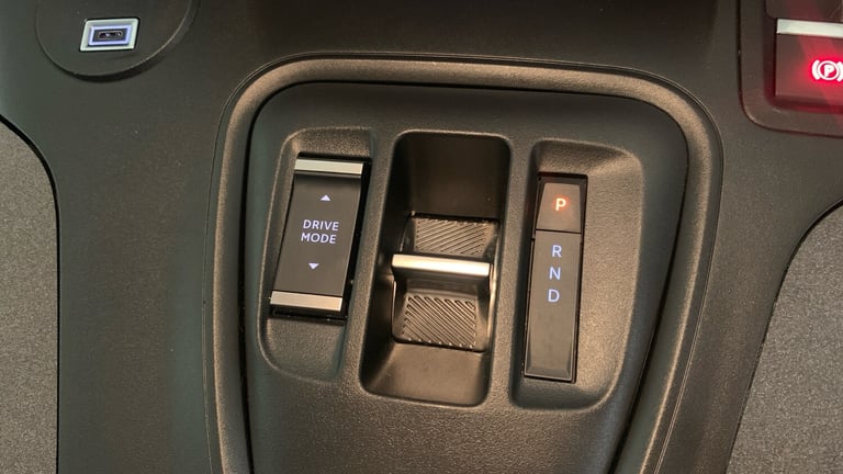 2024 Peugeot Rifter 52kWh GT Standard MPV 5dr Electric Auto (7.4kW Charger) (136 ps) MPV Electric...