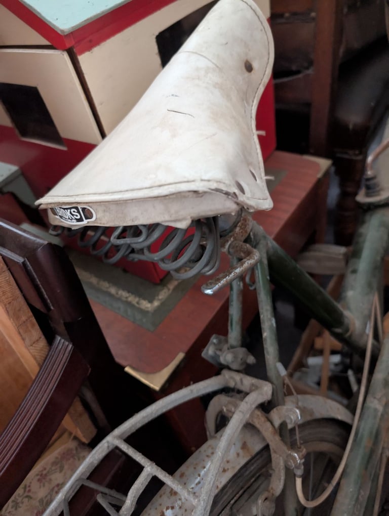 Vintage Raleigh Stowaway folding bicycle bike for restoration 