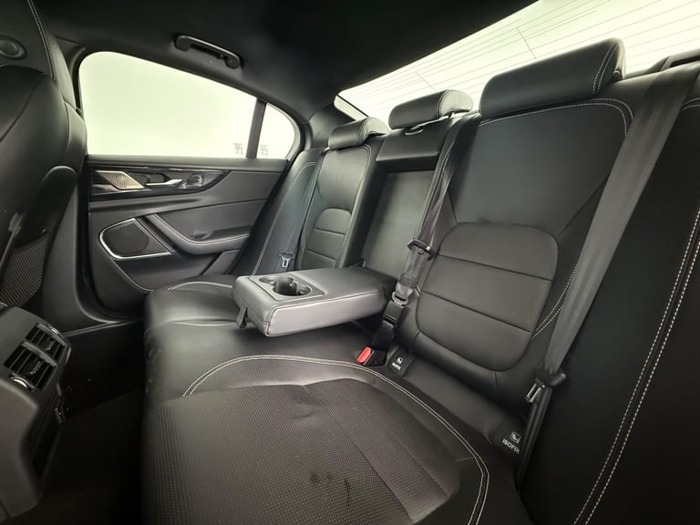 2021 Jaguar XE 2.0 P250 R-Dynamic HSE 4dr Auto SALOON PETROL Automatic