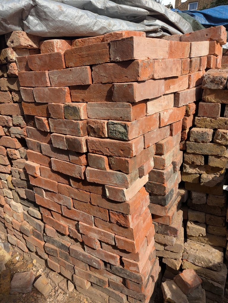 Reclaimed soft red bricks 
