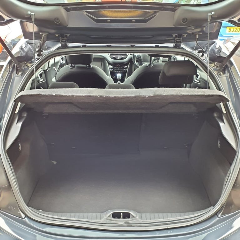 2018 68 PEUGEOT 208 1.5 BLUEHDI TECH EDITION HATCHBACK 5DR DIESEL MANUAL EURO 6 