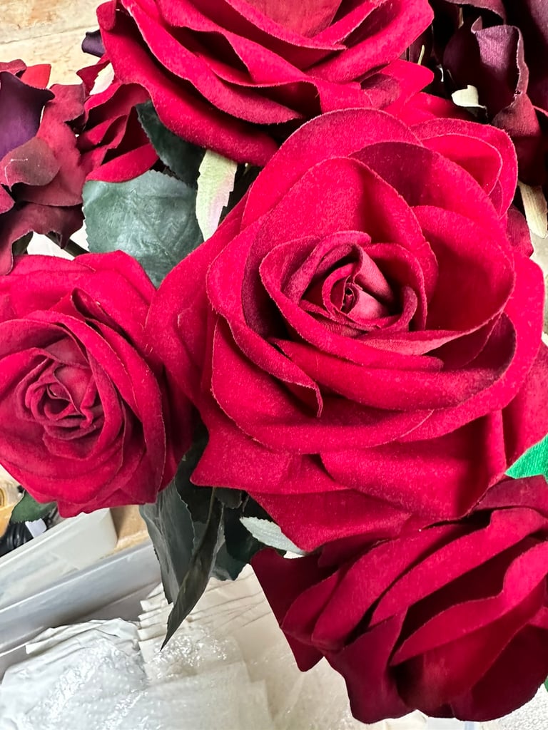 image for Large bunch of faux silk red roses with stems 
