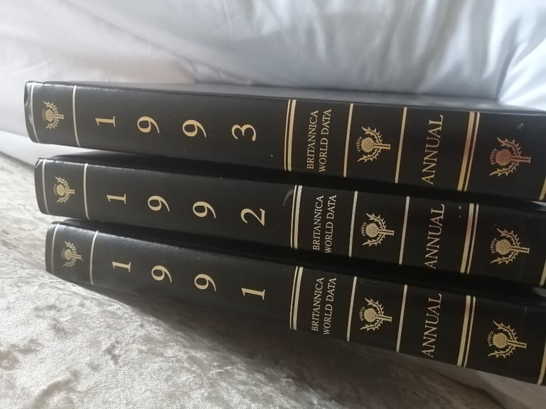 Encyclopedia britannica full set plus 3 sets plus atlas of children's encyclopedia 