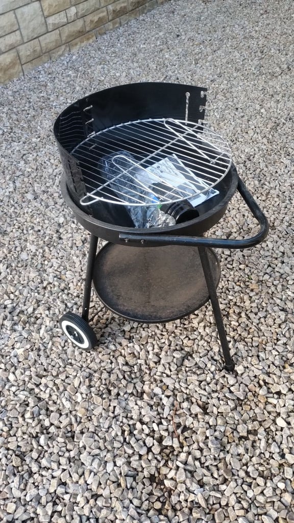 image for Free barbecue