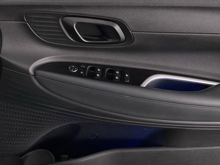 2023 Hyundai BAYON 1.0 TGDi 48V MHEV SE Connect 5dr DCT Hatchback Hybrid Automatic