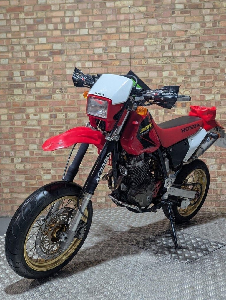 HONDA XR400 LOW MILEAGE 2005 - SUPER MOTO WHEELS - LOW MILEAGE - TIDY BIKE.