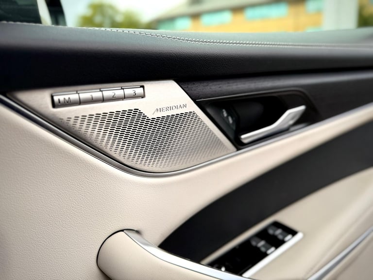 2023 Jaguar F-Pace 2.0 D200 R-Dynamic HSE Black 5dr Auto AWD ESTATE DIESEL Automatic